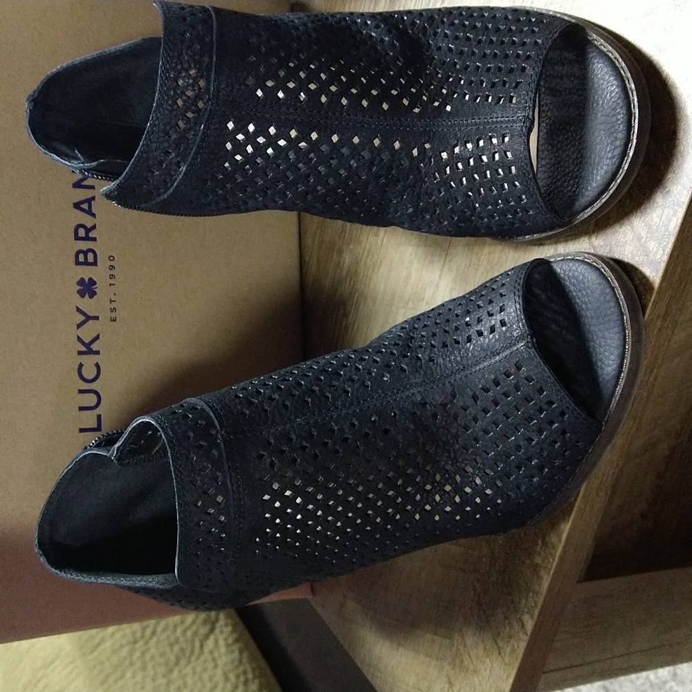 Lucky Brand booties